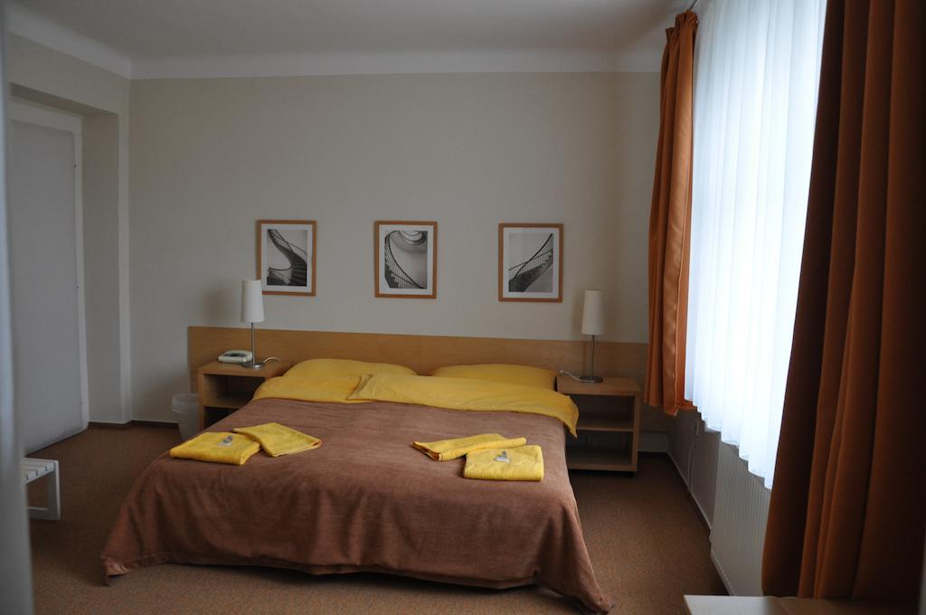 Lida Guest House Praga Camera foto